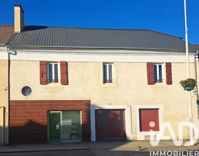 Townhouse in Soumoulou (64420)