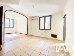 Townhouse in Entraigues-sur-la-Sorgue (84320)