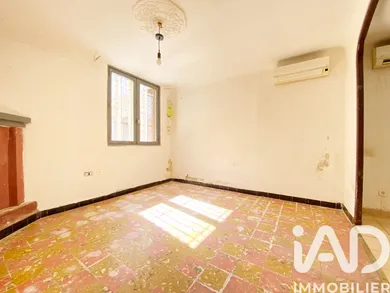 Townhouse in Entraigues-sur-la-Sorgue (84320)