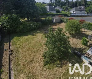 Terrain à bâtir à Le Bourg-d'Iré (49520)