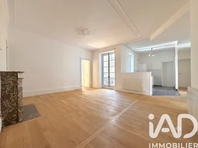 Appartement à Versailles (78000)