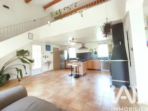 House in Brue-Auriac (83119)