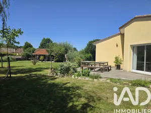 Maison à Saint-Pierre-d'Eyraud (24130)