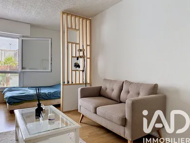 Apartment in La Rochelle (17000)