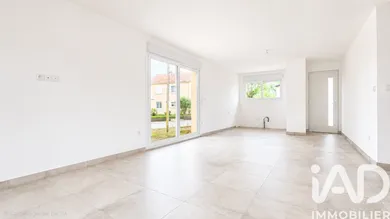Pavillon à Renwez (08150)