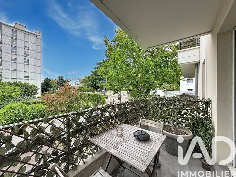 Appartement 3 pièces 58 m² · à Rueil-Malmaison · 58,4 m² · 350 000 €