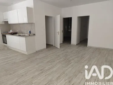 Appartement à Magné (79460)