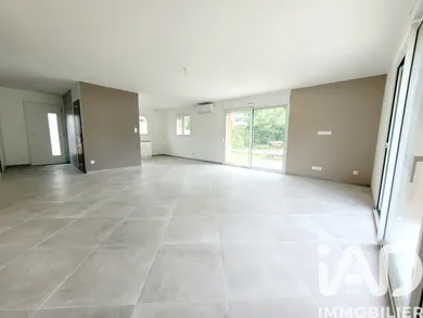 House in Courtacon (77560)