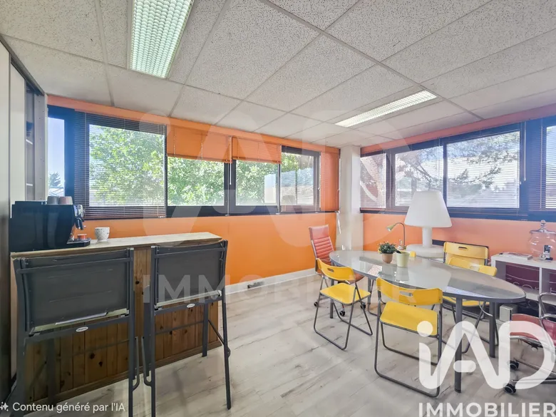 Local commercial 53 m² · à Nîmes · 53 m² · 96 480 €
