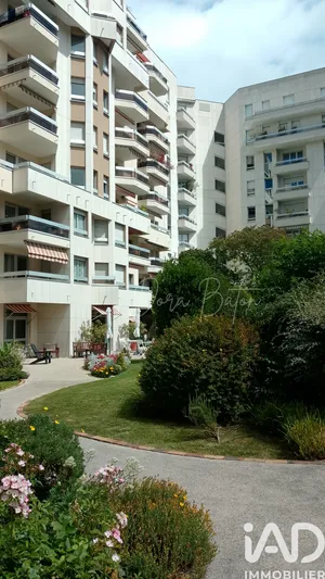 Appartement à Courbevoie (92400)