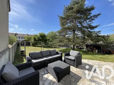 Maison traditionnelle à Vaujours (93410)