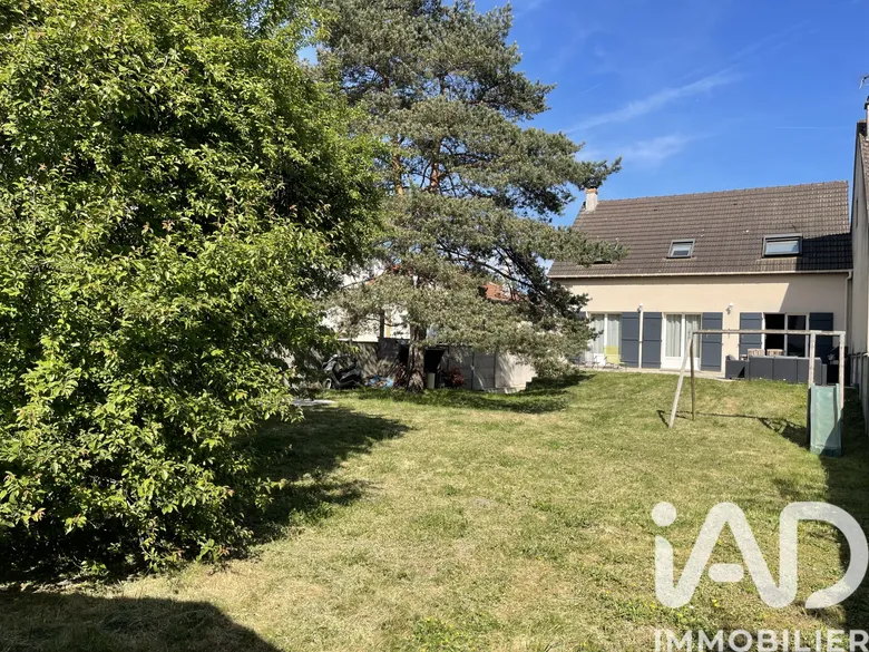 Maison 6 pièces 140 m² · à Vaujours · 140 m² · 445 000 €