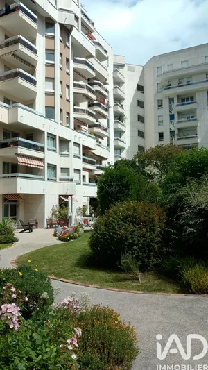 Appartement à Courbevoie (92400)