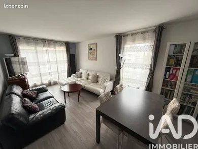 Apartment in Créteil (94000)