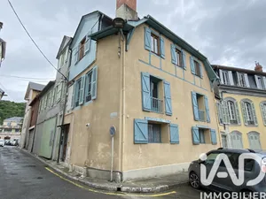 Building in Bagnères-de-Bigorre (65200)