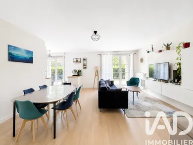 Apartment in Clamart (92140)