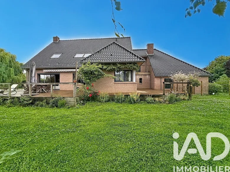 Maison 8 pièces 270 m² · à Faumont · 270 m² · 695 000 €