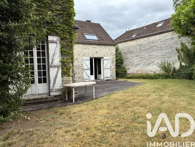 Village house in Larchant (77760)