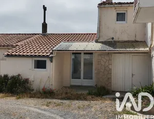 Maison de ville à Vairé (85150)