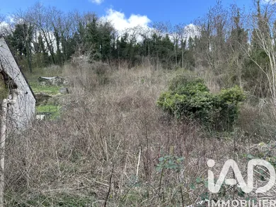 Building plot in Tonnerre (89700)