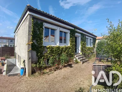 Maison à Thouars (79100)