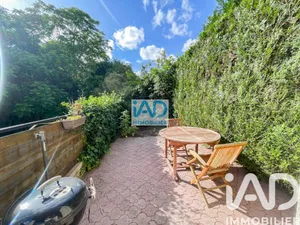 Apartment in Saint-Michel-sur-Orge (91240)