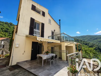 Maison de village à SAN NICOLAO (20230)