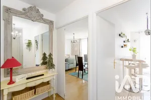 Apartment in Serris (77700)