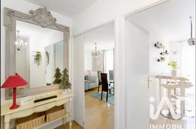 Apartment in Serris (77700)