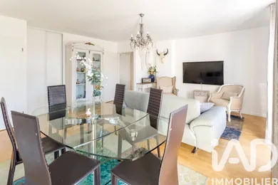 Apartment in Serris (77700)