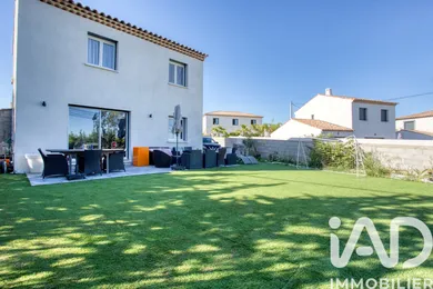 Maison à Roquebrune-sur-Argens (83520)