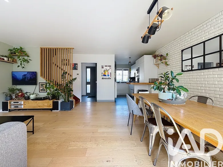 Maison 5 pièces 112 m² · à La Madeleine · 112 m² · 449 000 €