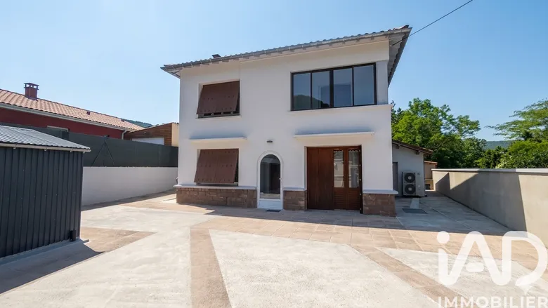 Maison 7 pièces 130 m² · à Saint-Affrique · 130 m² · 285 000 €
