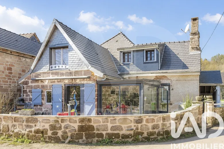 Maison 5 pièces 157 m² · à Saint-Viance · 157 m² · 189 900 €