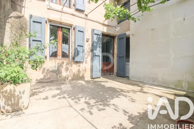 Maison 5 pièces 90 m² · à Saint-Affrique · 90 m² · 69 000 €