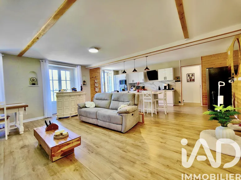 Maison 7 pièces 212 m² · à Pailharès · 212 m² · 275 000 €