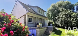 Maison traditionnelle à Vic-sur-Aisne (02290)