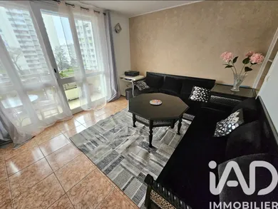 Apartment in Créteil (94000)
