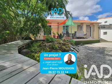 Maison de village à Grues (85580)