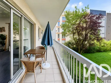 Studio à Montreuil (93100)