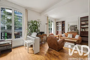 Apartment in Paris (75013)
