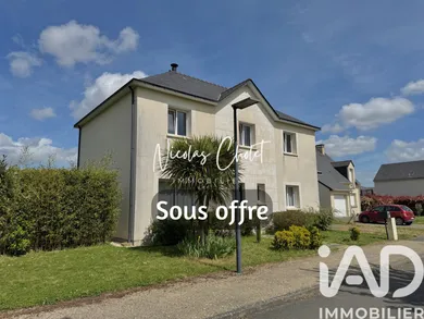 House in saint mathurin sur loire (49250)