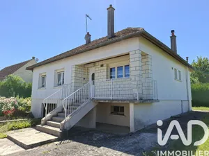 Maison à Esmery-Hallon (80400)