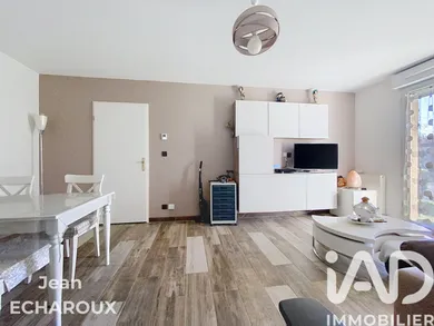 Apartment in Dourdan (91410)