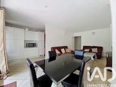 Appartement à Évry (91000)