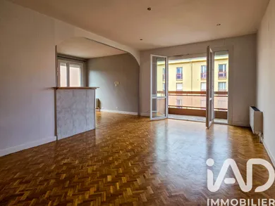 Apartment in Rodez (12000)