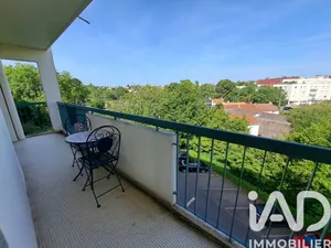 Appartement à La Roche-sur-Yon (85000)