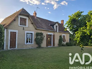 Village house in Saint-Jean-Saint-Germain (37600)