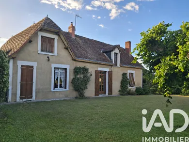 Maison de village à Saint-Jean-Saint-Germain (37600)