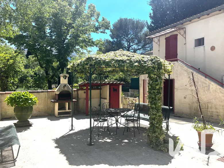 Maison 5 pièces 98 m² · à Nîmes · 98 m² · 279 000 €